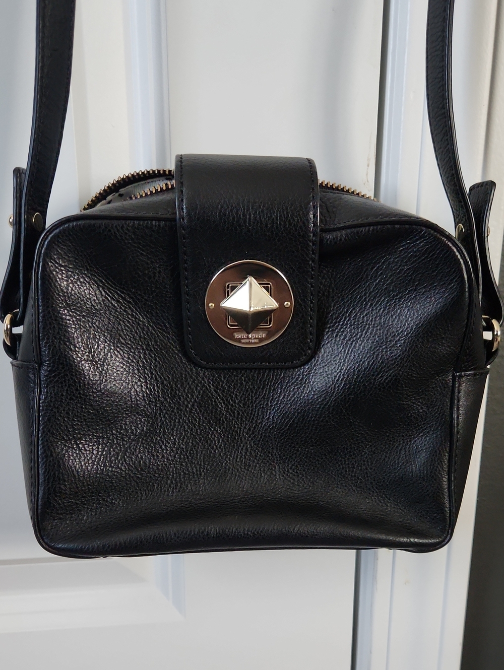 Kate Spade Chrystie Street Isla Black Crossbody